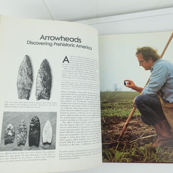 The Encyclopedia of Collectibles Arrowheads Art Glass Pottery + More Hardcover - Picture 9 of 16